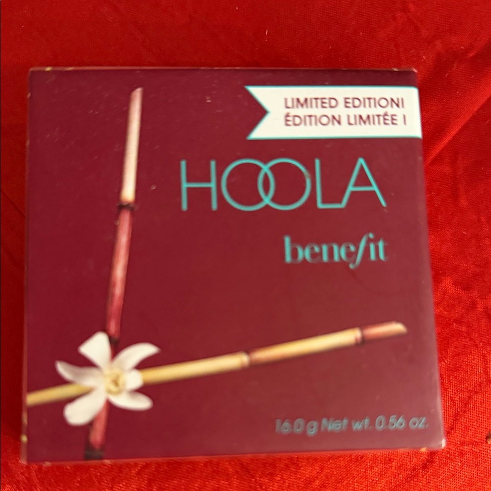 Benefit Hoola Limited Edition in Deep Brown